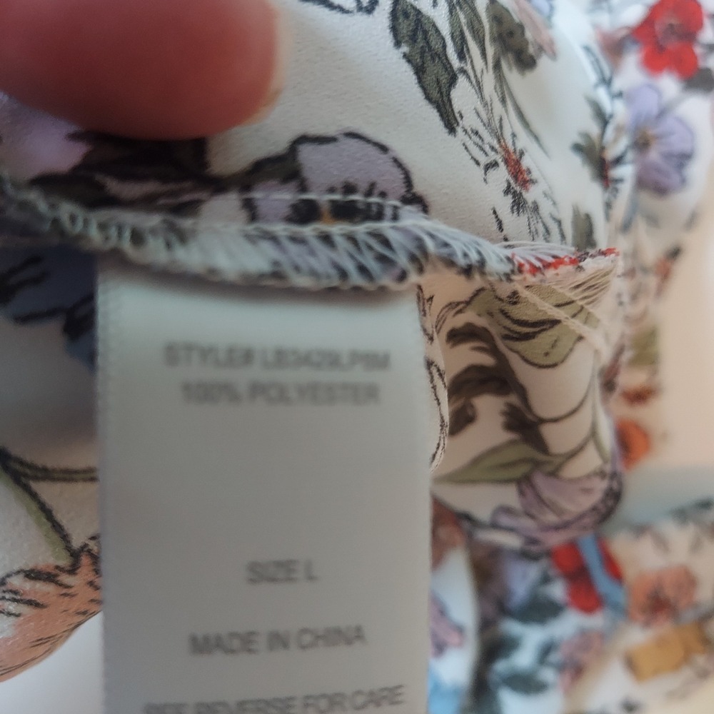 Ophelia Roe Womens L Button Up Top Boho Floral Whimsical‎ - Picture 6 of 6
